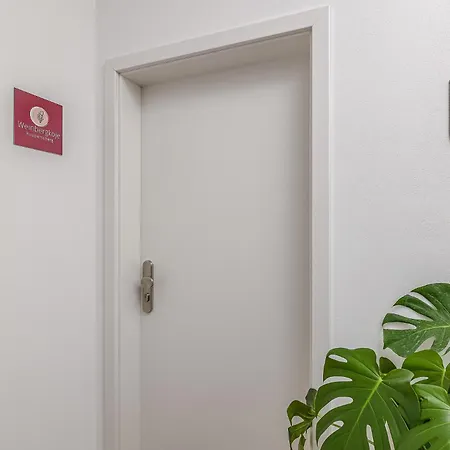 - Urlaub In Der Weinbergkoje