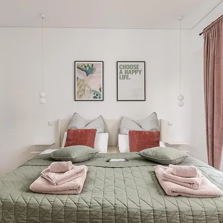 Rheinchalet - Komfortable Ferienwohnungen An Der Weinstrasse I Fuer Radfahrer & Wanderer *