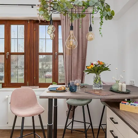 Rheinchalet - Komfortable Ferienwohnungen An Der Weinstrasse I Fuer Radfahrer & Wanderer Apartament