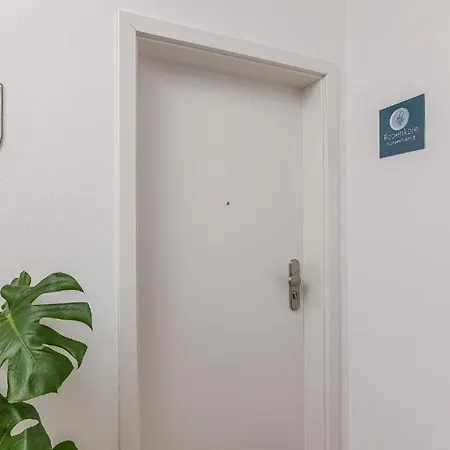 Апартаменты Rheinchalet - Komfortable Bei Deidesheim Fuer Radfahrer & Wanderer *